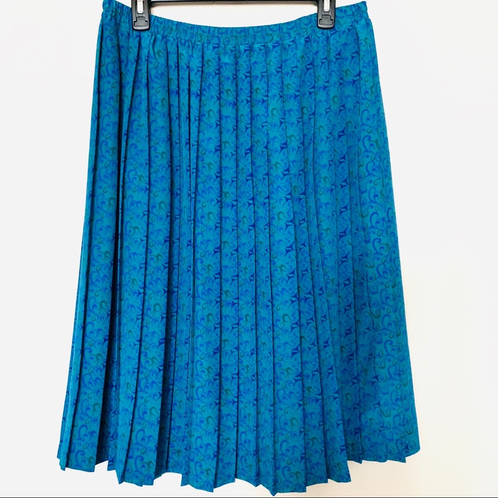 Vintage Leslie Fay pleated skirt blue pattern 18WP